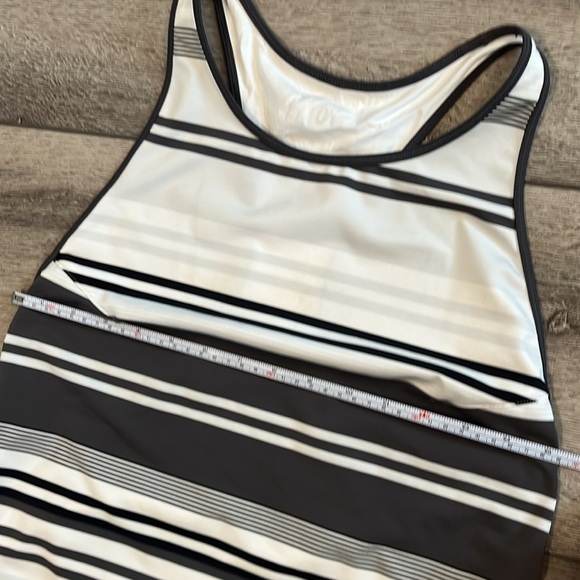 Lululemon blissed out dress size 6 - Picture 5 of 5